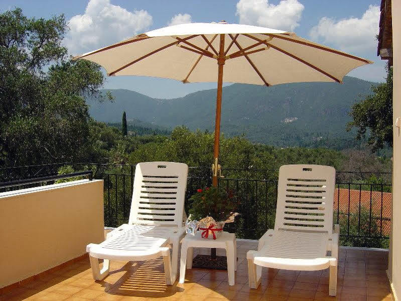 Reggis Apartments Δασιά Εξωτερικό φωτογραφία